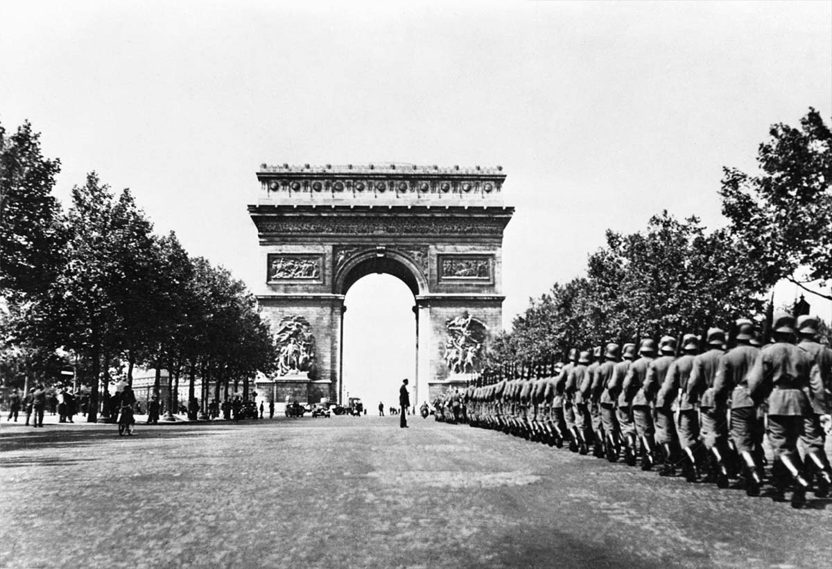فتح فرانسه توسط نازی‌ها در جنگ جهانی دوم به کمک جاسوسی در جنگ جهانی دوم